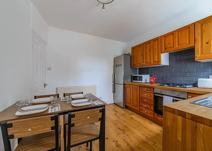 Modern Simplicity 10Mins From Westfield, Stratford
